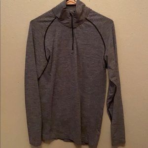 Alphalete 1/4 zip up